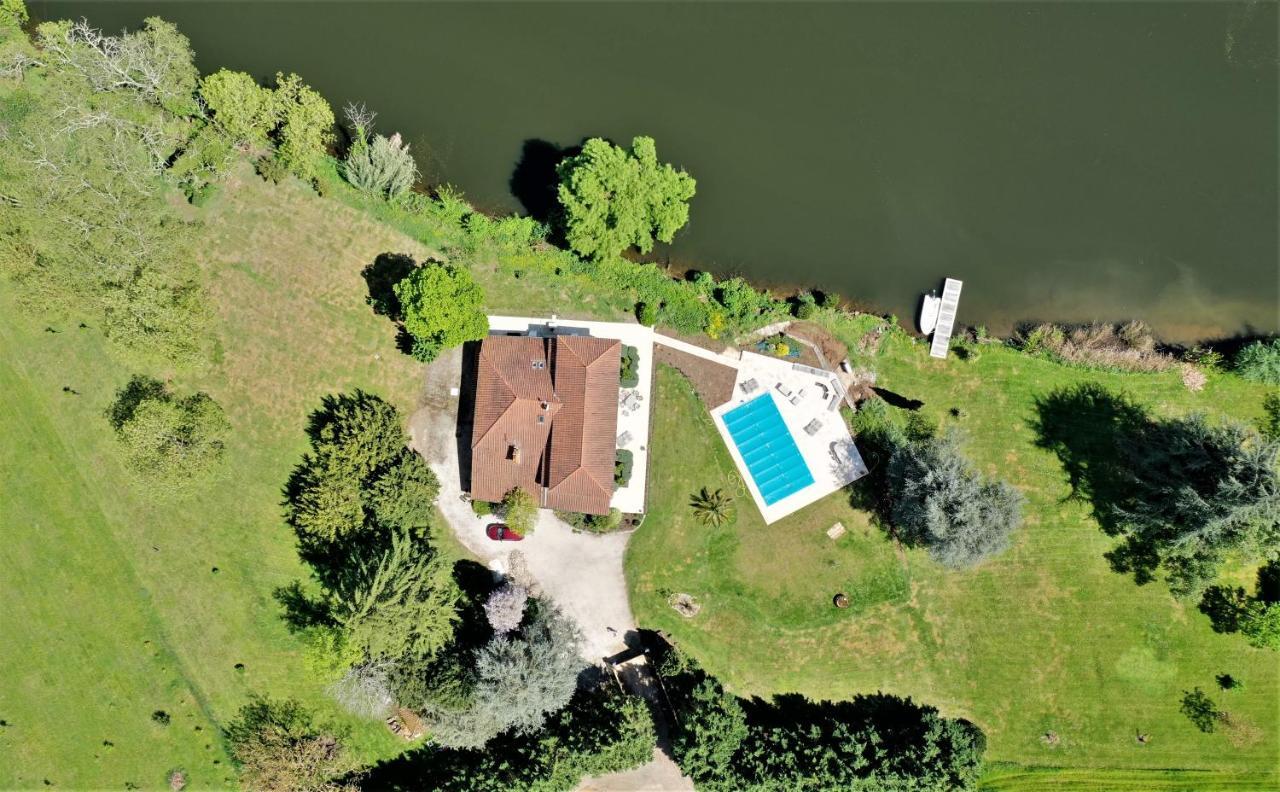 Domaine Du Beau Rivage Bed & Breakfast Le Temple-sur-Lot Exterior foto